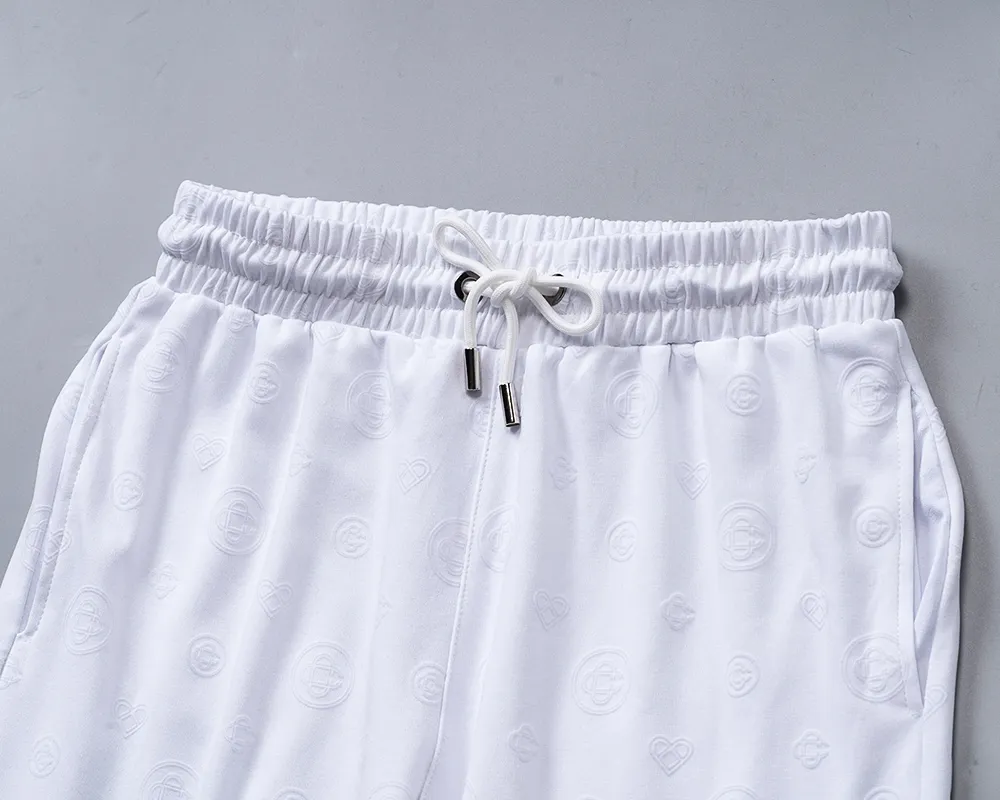 6658# 2026 spring and summer New Arrival men's round neck short-sleeved shorts suit, all-over flocking printed style, fashionable and handsome, comfortable fabric, rigorous workmanship, and neat wiring. Good upper body effect·Sizes M-3XL White